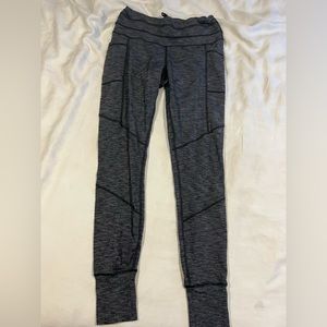 Athleta marled grey leggings with pockets